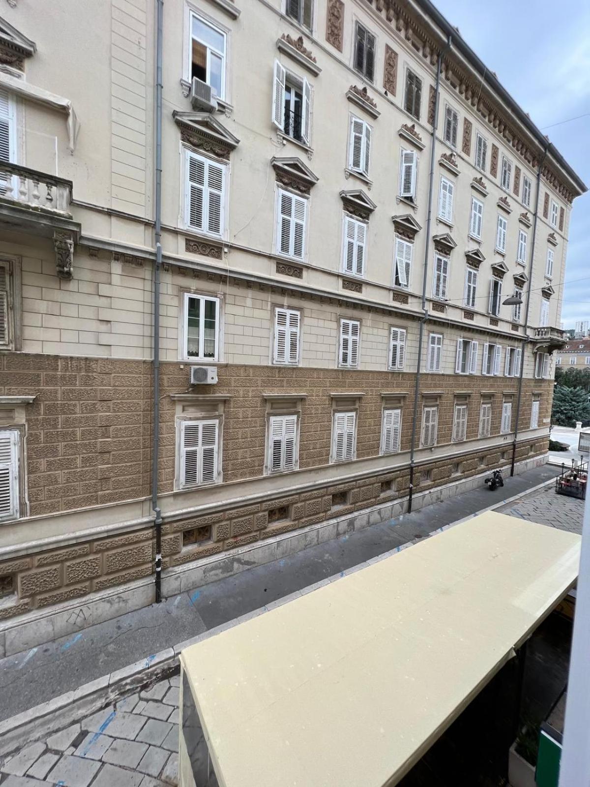 Alisa Apartment Рийека Екстериор снимка